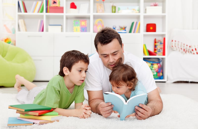 Mi hijo pide que le lea el mismo cuento una y otra vez