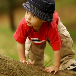 La autonomía física y emocional de los niños y bebés